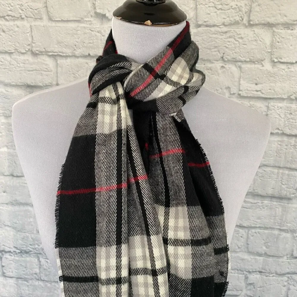 Plaid winter scarf black white & red w/end fringe 63.5”x12”